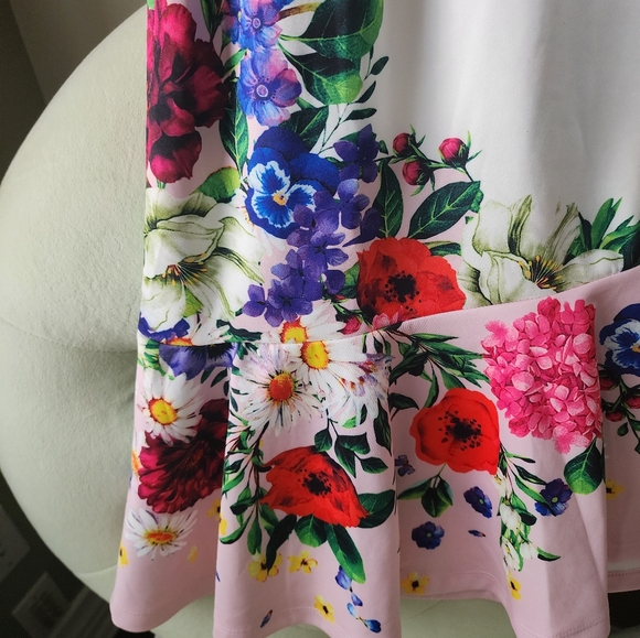 Womens summer dresd - Picture 4 of 8